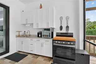 2642 10th Ave NE, Naples, FL 34120 - Photo 32