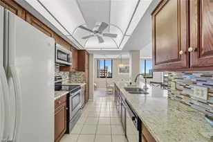 11 Bluebill Ave, Naples, FL 34108 - Photo 14