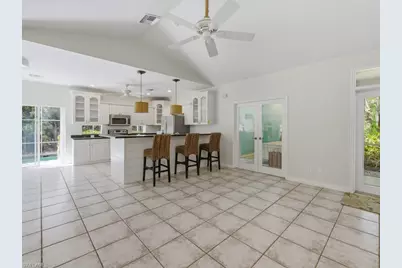 6480 Sandalwood Ln, Naples, FL 34109 - Photo 28