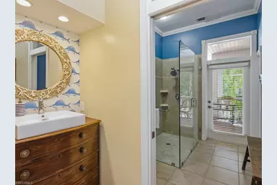 6480 Sandalwood Ln, Naples, FL 34109 - Photo 18