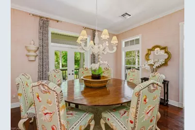 6480 Sandalwood Ln, Naples, FL 34109 - Photo 4