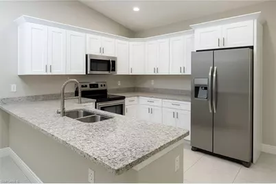 4622 Leonard Blvd S, Lehigh Acres, FL 33973 - Photo 4