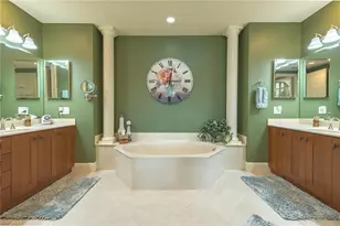 9233 Museo Cir, Naples, FL 34114 - Photo 12