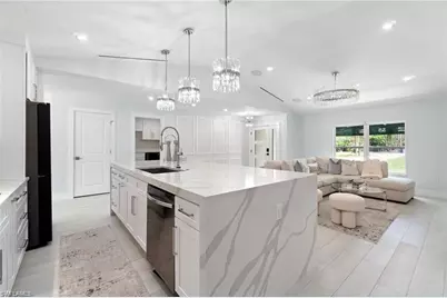 4106 3rd Ave SW, Naples, FL 34119 - Photo 4