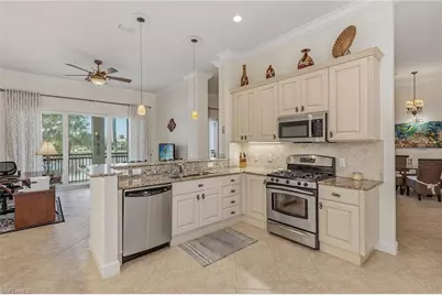 9271 Museo Cir #203, Naples, FL 34114 - Photo 10