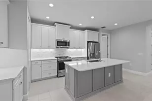 4564 Skysail Dr, Naples, FL 34120 - Photo 10