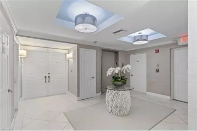 1285 Gulf Shore Blvd N #2B, Naples, FL 34102 - Photo 4