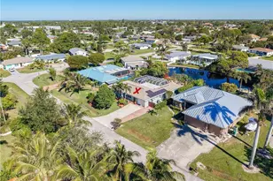 458 W Valley Dr, Bonita Springs, FL 34134 - Photo 4