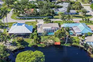 458 W Valley Dr, Bonita Springs, FL 34134 - Photo 1