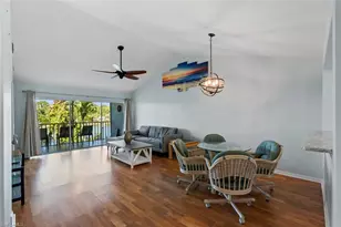 121 Gabriel Cir, Naples, FL 34104 - Photo 10