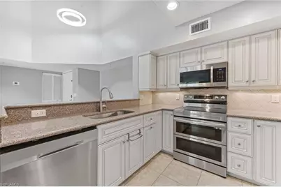 1210 Wildwood Lakes Blvd #304, Naples, FL 34104 - Photo 6