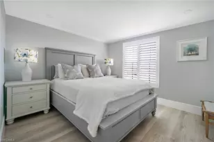 9577 Gulf Shore Dr, Naples, FL 34108 - Photo 20