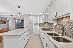 788 Park Shore Dr, Naples, FL 34103 - Photo 10