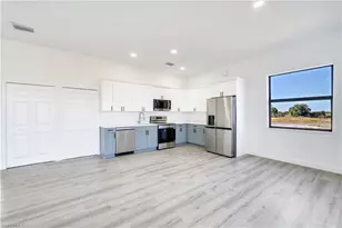 633 Cane St E, Lehigh Acres, FL 33974 - Photo 6