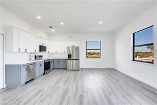 633 Cane St E, Lehigh Acres, FL 33974 - Photo 10