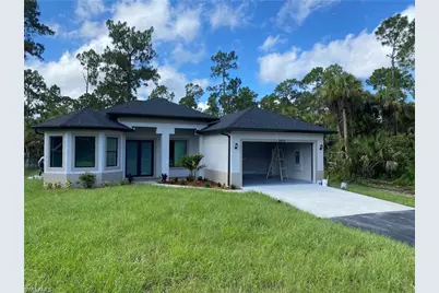 3430 32nd Ave SE, Naples, FL 34117 - Photo 4