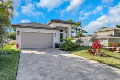 756 108th Ave N, Naples, FL 34108 - Photo 12