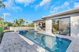 756 108th Ave N, Naples, FL 34108 - Photo 10