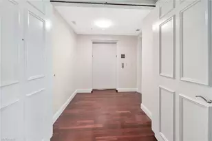 275 Indies Way, Naples, FL 34110 - Photo 2