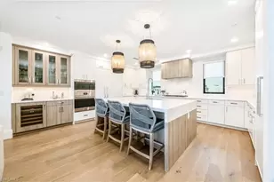 1130 3rd Ave S, Naples, FL 34102 - Photo 10