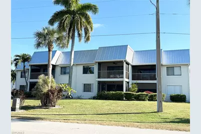 3916 Orange Grove Blvd #7, North Fort Myers, FL 33903 - Photo 2