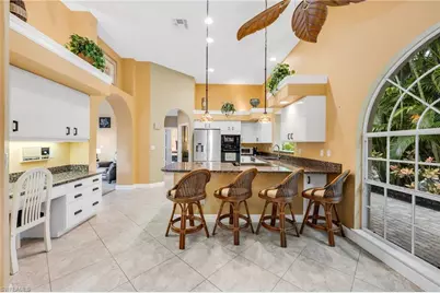 28985 Seton Ct, Bonita Springs, FL 34134 - Photo 10