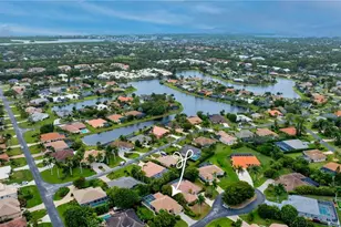 28985 Seton Ct, Bonita Springs, FL 34134 - Photo 20