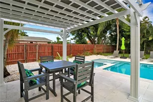 751 100th Ave N, Naples, FL 34108 - Photo 6