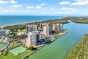 21 Bluebill Ave, Naples, FL 34108 - Photo 8