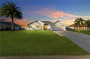 1021 NE 32nd St, Cape Coral, FL 33909 - Photo 12