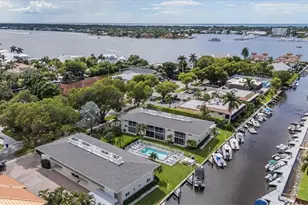 1417 Chesapeake Ave, Naples, FL 34102 - Photo 32