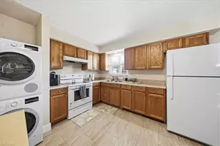 3325 Airport Rd, Naples, FL 34105 - Photo 4