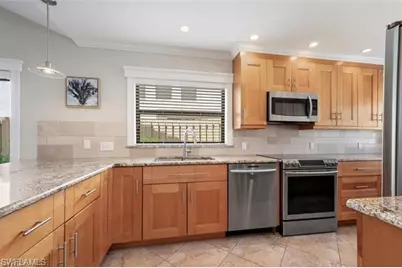 551 Beachwalk Cir #85-0, Naples, FL 34108 - Photo 26