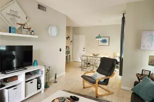 1200 Reserve Way, Naples, FL 34105 - Photo 2