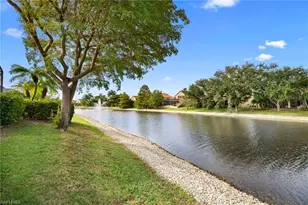 12129 Country Day Cir, Fort Myers, FL 33913 - Photo 36