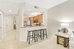 401 Bayfront Pl, Naples, FL 34102 - Photo 4