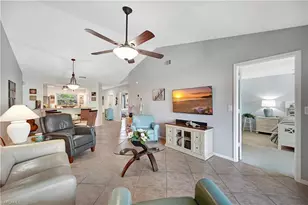 784 Landover Cir, Naples, FL 34104 - Photo 2