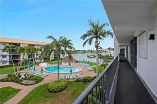 2900 Gulf Shore Blvd N, Naples, FL 34103 - Photo 12