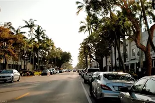 1100 9th St S, Naples, FL 34102 - Photo 26