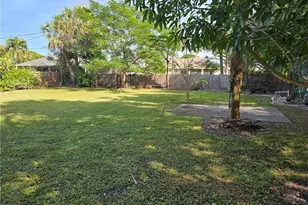 27989 Temple Terrace Dr, Bonita Springs, FL 34135 - Photo 6