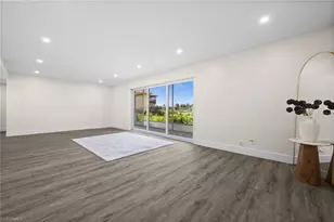 378 Palm Dr, Naples, FL 34112 - Photo 12