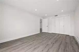 378 Palm Dr, Naples, FL 34112 - Photo 16