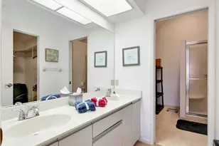 355 Bay Forest Dr, Naples, FL 34110 - Photo 10