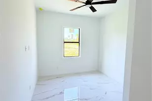 1415 Roosevelt Ave, Lehigh Acres, FL 33972 - Photo 32