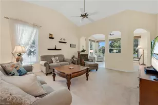 1320 Charleston Square Dr, Naples, FL 34110 - Photo 6