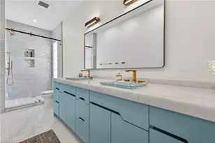 3956 Isla Ciudad Ct, Naples, FL 34109 - Photo 16