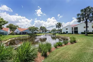 559 Beachwalk Cir, Naples, FL 34108 - Photo 22