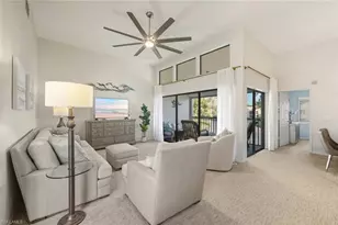 559 Beachwalk Cir, Naples, FL 34108 - Photo 4