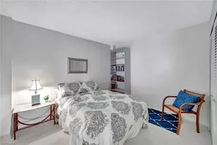 1300 Gulf Shore Blvd N, Naples, FL 34102 - Photo 14