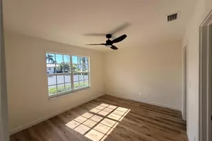 761 W Elkcam Cir, Marco Island, FL 34145 - Photo 8